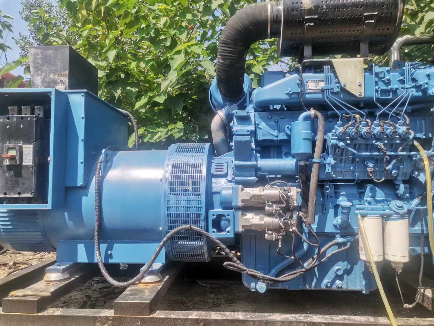 奉贤详细说明降低 800kW 柴油发电机输出电流波动的方法